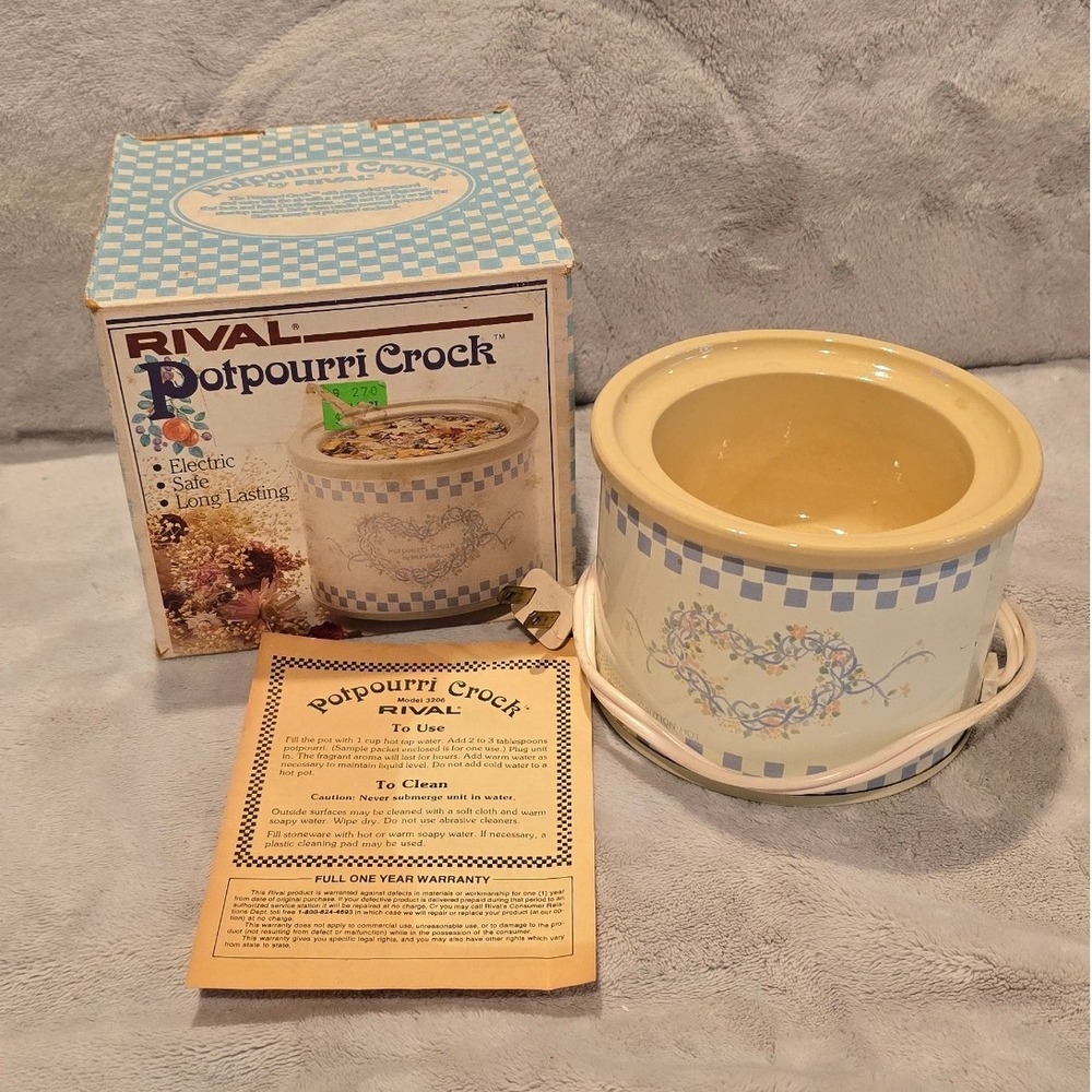 Vintage Rival Potpourri Crock Model 3206 Electric Blue Floral Heart Country Box